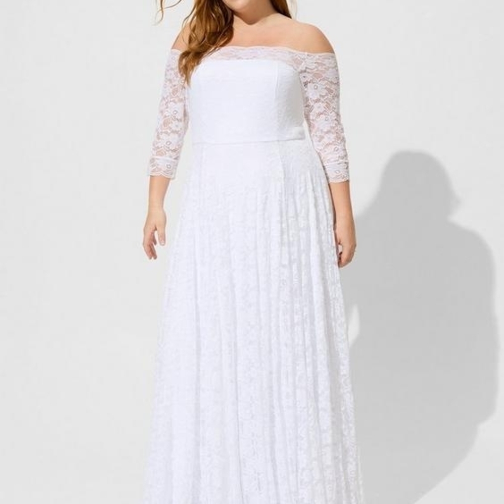 Torrid Elegant Off-Shoulder White Lace Dress Size 20